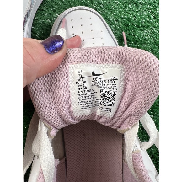 Nike Court Borough Low 2 SE Floral Swoosh Sneakers Shoes 7Y White Pink - Picture 8 of 8